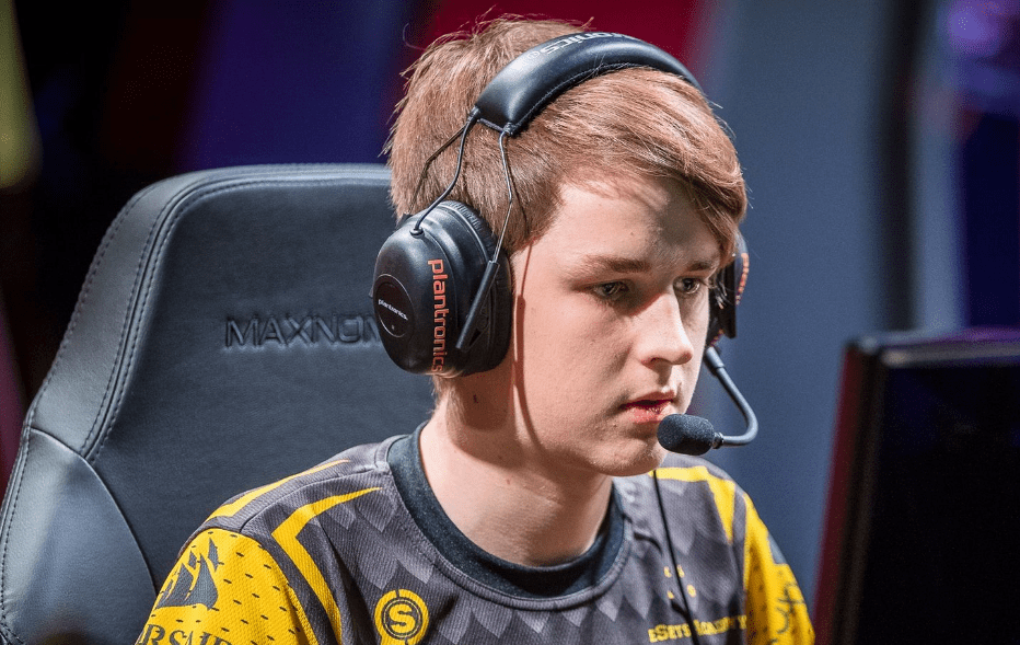 开局主角被读取记忆的小说 开局主角被读取记忆的小说