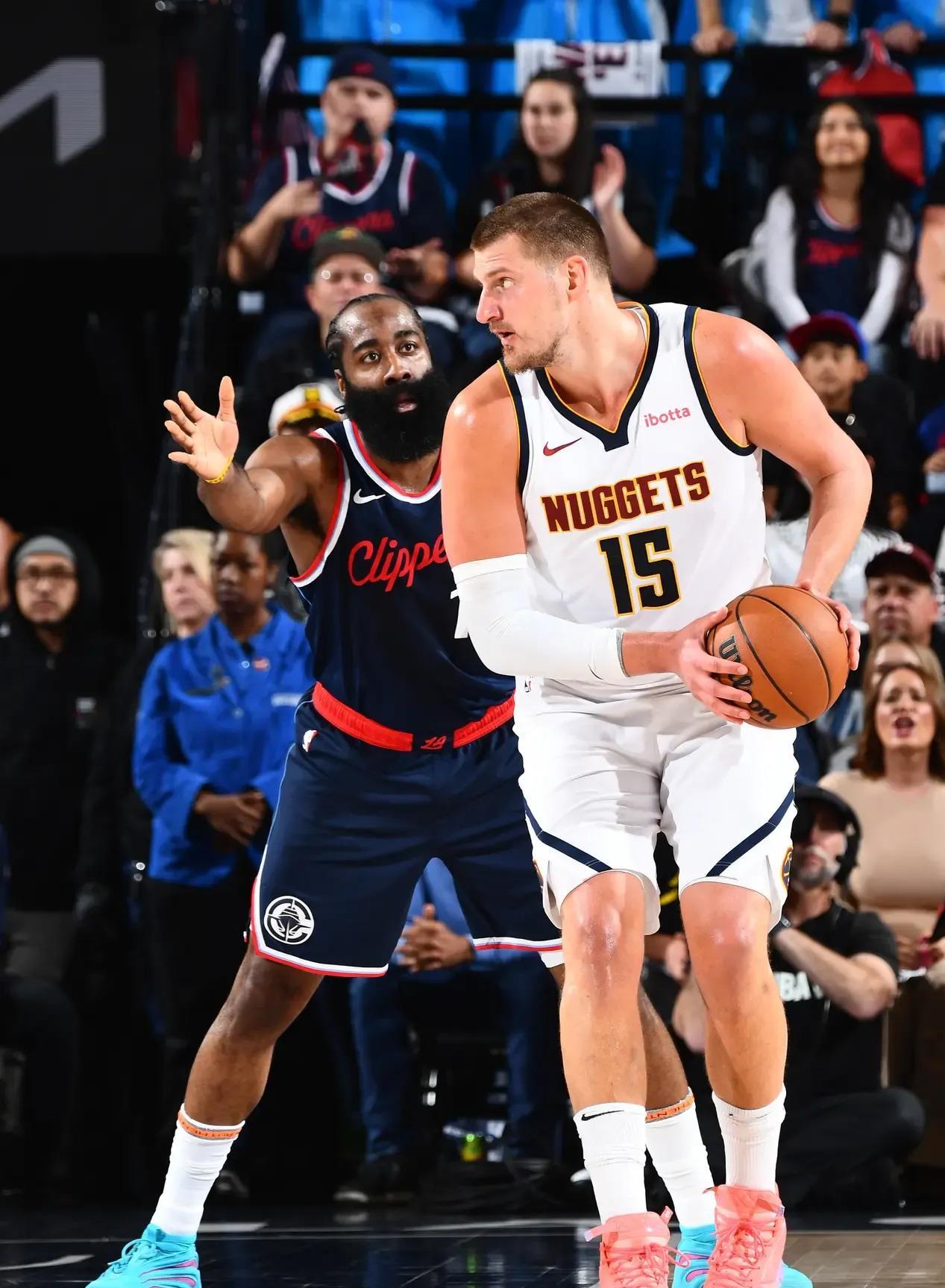 加时末段埃因霍温备战NBA季后赛，回应争议细节曝光，底气十足，球探报告显示潜力的简单介绍