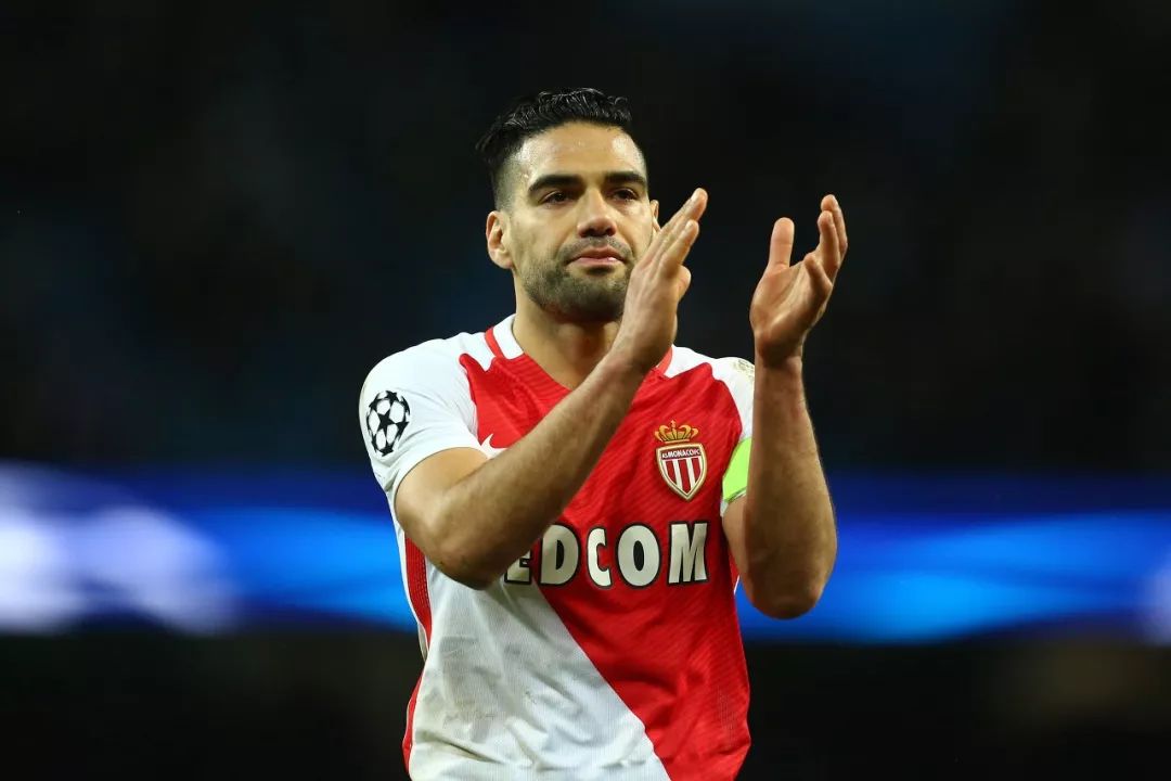 2024为何英超对抗如强烈还能打到90分钟