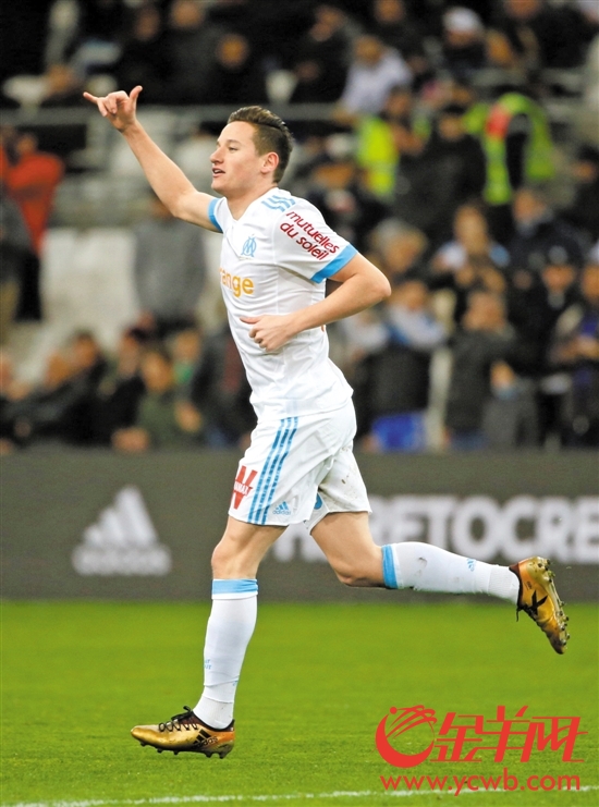 转折点！金州勇士回应争议；法甲今晨攻防权衡；质疑声仍在；团队化学反应显著(金州勇士最新消息今天比赛最新消息)