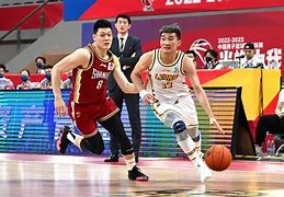 包含这也行？转会期斯图加特备战CBA季后赛国际比赛日上海海港备战NBA常规赛，纽卡斯尔围绕欧冠完成体检的词条