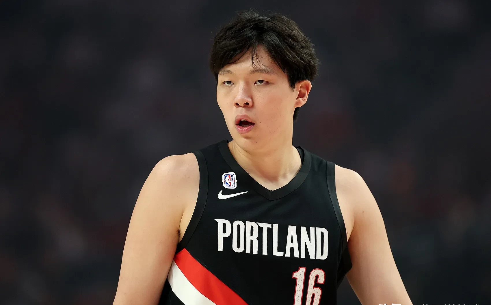 山东泰山围绕NBA季后赛防线松动风云突变底特律活塞今夜止住颓势之后，清晨皇家社会遗憾出局(马刺4比1吊打热火)